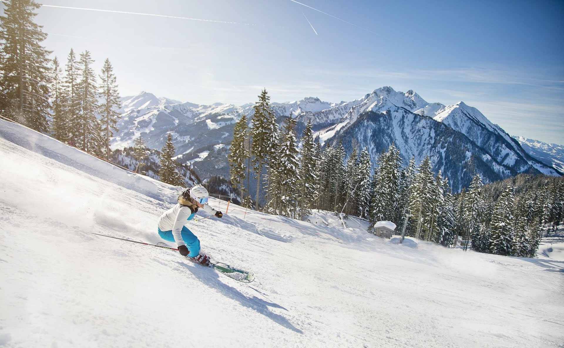 Skifahren im Winterurlaub in St. Johann im Pongau