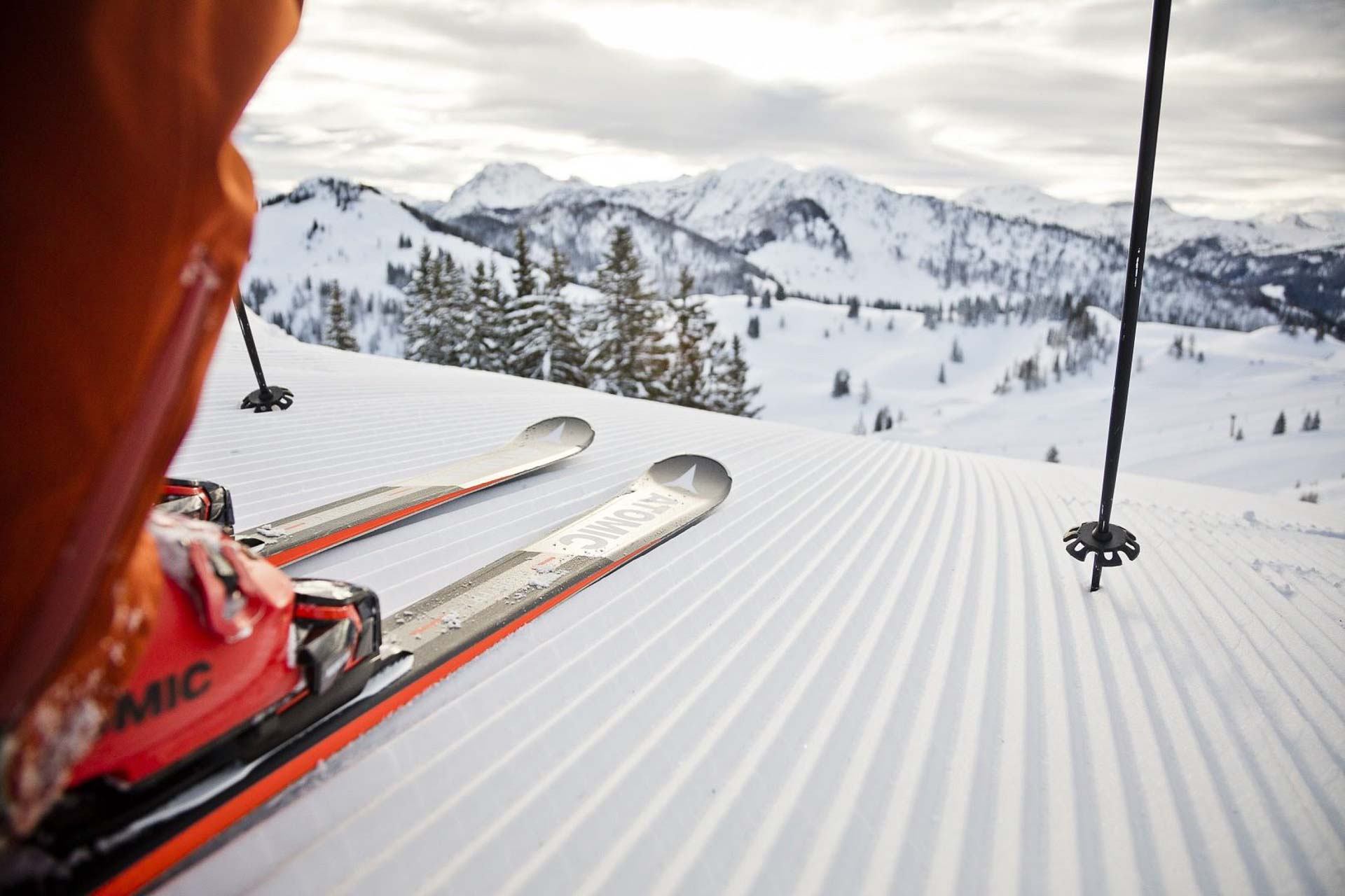 Featured Image Ski Instructions & Ski Rental