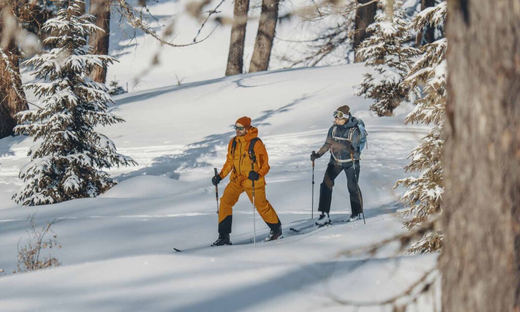 Skitouren gehen in der unberührten Natur