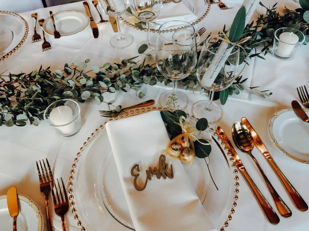 Tischdeko Hochzeitsfeier im Alpenland